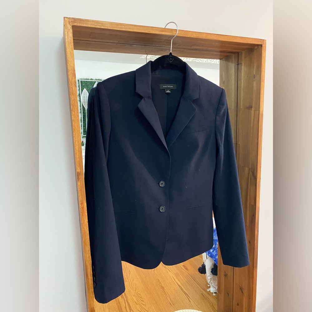 Ann Taylor Navy Suit Coat Size 4 - Good Condition